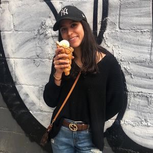 Meet your Posher, Seline